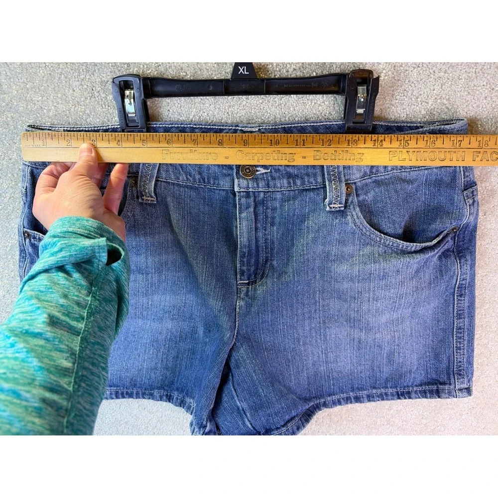 Tommy Hilfiger Denim Shorts Lot x2 Women 12 (34x4) Blue Mid Rise Pocketed 2 Pair - Picture 5 of 9